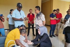 Pemkab Maluku Tengah bebaskan biaya pendidikan anak korban konflik, patut diapresiasi