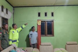 Gempa magnitudo 5,5 di Banten rusakkan tujuh rumah dan satu sekolah di Lebak