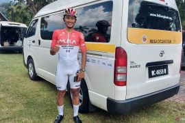 Aiman Cahyadi sukses finis di barisan depan etape 1 Tour de Langkawi
