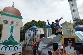 Pawai taaruf ramaikan MTQ Nasional di Kota Intan Martapura Kalsel
