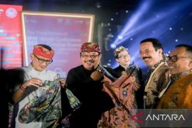 Pemkab Pamekasan promosikan batik tulis ke tiga negara