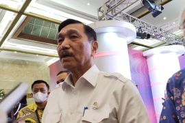 Kemungkinan RI lepas status pandemi pada 2023, sebut Menko Luhut