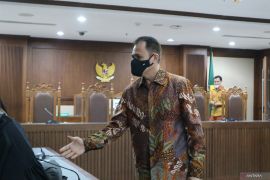 Presiden Jokowi minta pembelian helikopter AW 101 dibatalkan