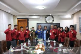 Wali Kota Makassar lepas 18 karateka untuk berlaga dalam Porprov XVII Sulsel