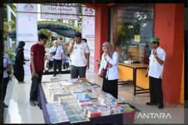 Dispusip gelar Bazar Buku Pelaihari 2022