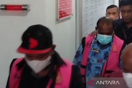 Kadishub Papua Barat terjerat kasus proyek fiktif pengadaan tiang pancang dermaga