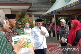 Pemkot Jambi membantu 200 pelaku UMKM guna hasilkan produk unggulan