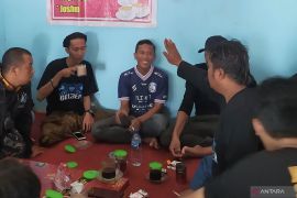 Kuncoro: Saya ikhlas bantu remaja yang mengaku Aremania telantar