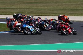 Alex Rins juarai GP Australia, Bagnaia rebut puncak klasemen