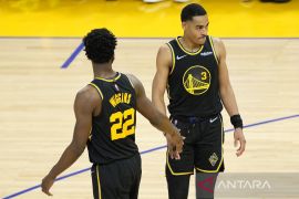 Klub NBA Warriors perpanjang kontrak Jordan Poole dan Andrew Wiggins