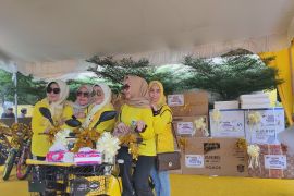 Gerak jalan sehat Golkar Kalsel "hujan hadiah"