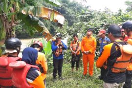 Remaja Bogor yang hanyut saat selamatkan teman berhasil ditemukan di Jakarta