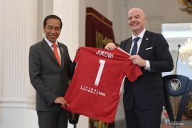 Jokowi tidak bicarakan rekomendasi TGIPF dengan Gianni Infantino