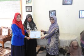 PIKK PLN UP3 Bukittinggi gelar bakti sosial Ke Panti Asuhan Amanah V Suku Canduang