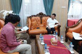 Satono ajak masyarakat Sambas berikan data akurat untuk Regsosek