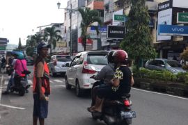 Juru parkir Ambon sepakat parkir menggunakan sistem digital, begini penjelasannya