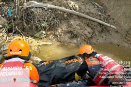 Tiga hari hilang, petani tenggelam di Rohul ditemukan tewas