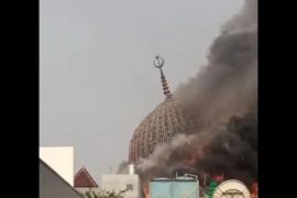 Masjid Raya Jakarta Islamic Center terbakar