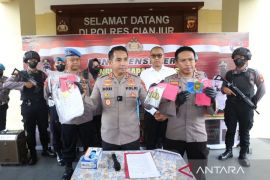 Polsek Cianjur tangkap IRT pemilik arisan daring bodong