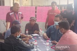 Nikson Nababan: Turnamen domino gaple trofi Bupati Taput menjalin silaturahmi
