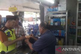 Polresta Padang datangi apotek cegah penjualan obat sirop terlarang