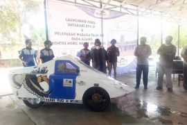 Adaro bantu ULM Kontes Mobil Hemat Energi