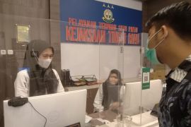 ASPEMARI serahkan hasil riset ke Kejati Riau terkait dugaan kebun sawit di cagar biosfer