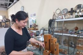 UMKM di Bali siapkan 200 perhiasan dan aksesoris untuk suvenir G20