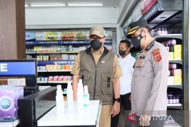 Forkopimda Kota Sukabumi lakukan sidak ke sejumlah apotek