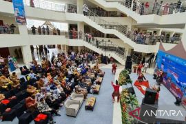 BI-Bank Nagari dan Kementerian Perdagangan resmikan pasar SIAP QRIS