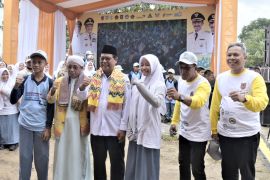 Paman Birin ajak santri perangi stunting pada Gernas Aksi Bergizi