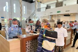 Imigrasi buka layanan "Immigration on Shipping" tarik wisman premium