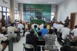 Maksimalkan ekonomi Aceh, ini sosok Dirut Bank Aceh Syariah  versi OJK