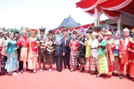 Khofifah minta pemuda-pemudi Jatim jadi "Game Changer"
