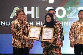 Pemkot Tangerang raih empat penghargaan anugerah humas indonesia 2022