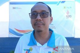 PLN beri listrik gratis kepada 98 warga kurang mampu di Sultra