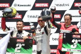 Mantan pebalap liar Pandujet sabet Juara 1 dengan Kawasaki ZX 25R