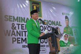 Plt Ketum PPP ingin Romahurmuziy sebagai duta antikorupsi
