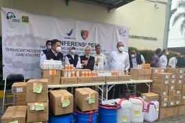 Dua produsen pengguna senyawa penyebab ginjal akut diungkap BPOM-Polri