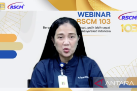 Dokter gigi sarankan buat gigi tiruan segera walau hanya kehilangan satu gigi