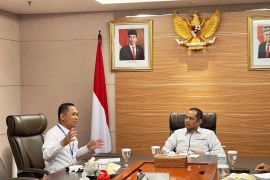 Bupati Thoriqul Haq minta pendampingan KPK untuk kelola tambang pasir