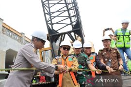 Kapolresta Banjarmasin pastikan proyek jembatan Sulawesi II berlanjut pascalaka kerja