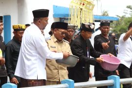 "Bubak Bumi" tradisi turun temurun petani Banyuwangi memasuki musim tanam