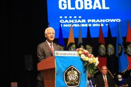 Ganjar Pranowo berikan orasi ilmiah saat hadiri wisuda Universitas Pancasila