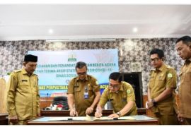 Dinsos serahkan arsip COVID-19 Ke Arpus Aceh