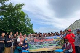 Tahura Lati Petangis dimanfaatkan untuk budidaya madu kelulut