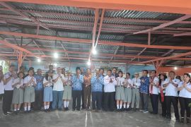 INALUM berikan beasiswa kepada 672 pelajar di kawasan Danau Toba