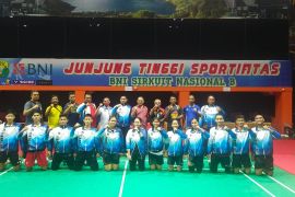 Tebing Tinggi borong emas  beregu bulu tangkis Porprov Sumut 2022