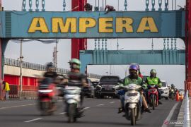 Revitalisasi Jembatan Ampera Page 1 Small