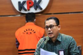 KPK jadwal ulang pemanggilan saksi kasus suap pengurusan perkara
